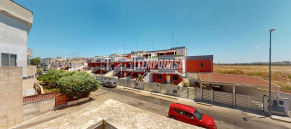 6 Schlafzimmer Wohnung in Surbo, Italy, Nr. 380402 30