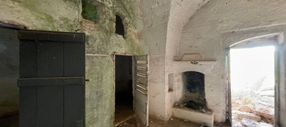 Дом с 6 комнатами в Каровиньо, Италия № 151823 9