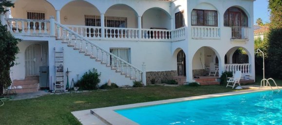 Villa de 5 dormitorios en Marbella, Spain No. 49216 3