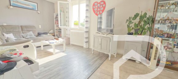 4 rooms House in Chambly, France No. 338065 2