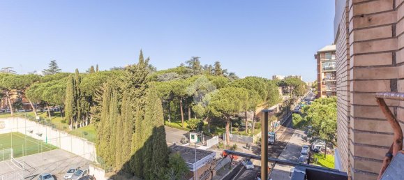 2غرفة شقة في Rome, Italy رقم 144850 12