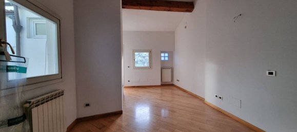 Пентхаус с 2 спальнями в Флоренция, Италия № 156525 10