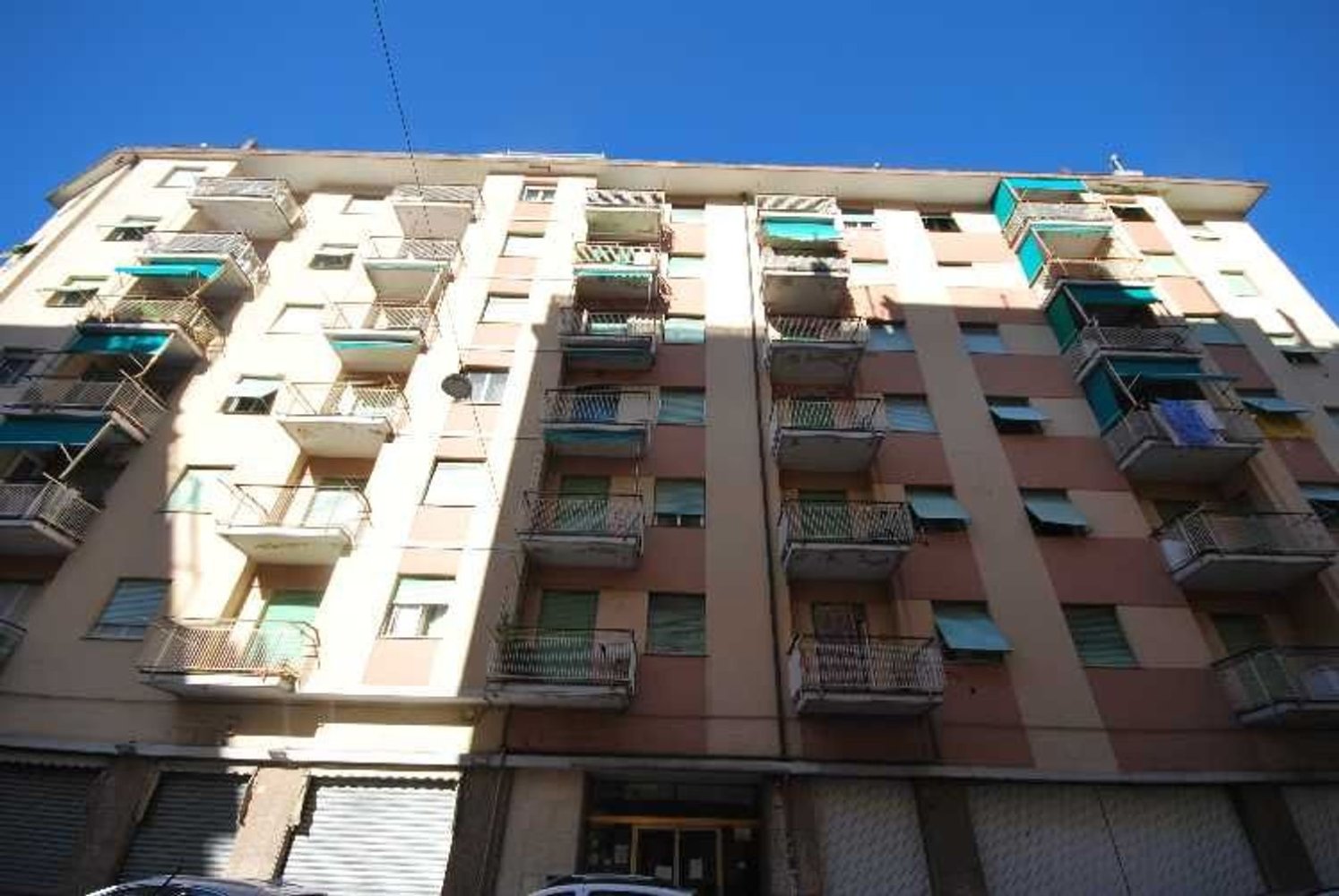 Квартира с 4 комнатами в Генуя, Италия № 271869