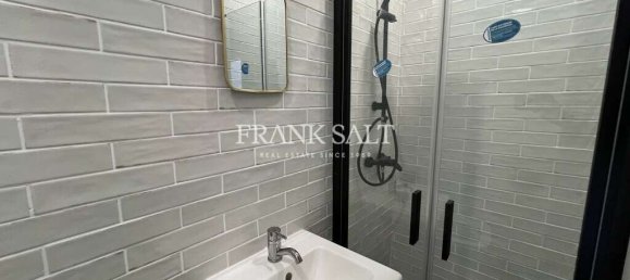 Таунхаус с 6 спальнями в Биргу, Мальта № 2777 4