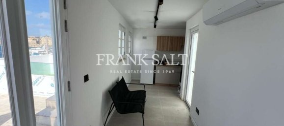 Таунхаус с 6 спальнями в Биргу, Мальта № 2777 9