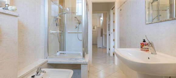 3غرفة شقة في Como, Italy رقم 35380 26