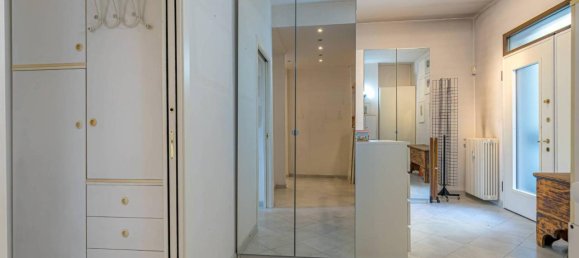 3غرفة شقة في Como, Italy رقم 35380 44