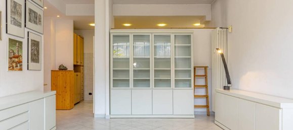 3غرفة شقة في Como, Italy رقم 35380 35