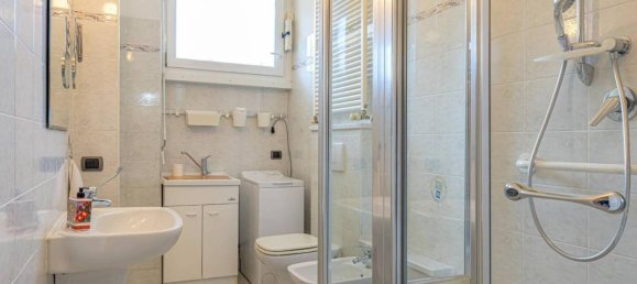 3غرفة شقة في Como, Italy رقم 35380 24