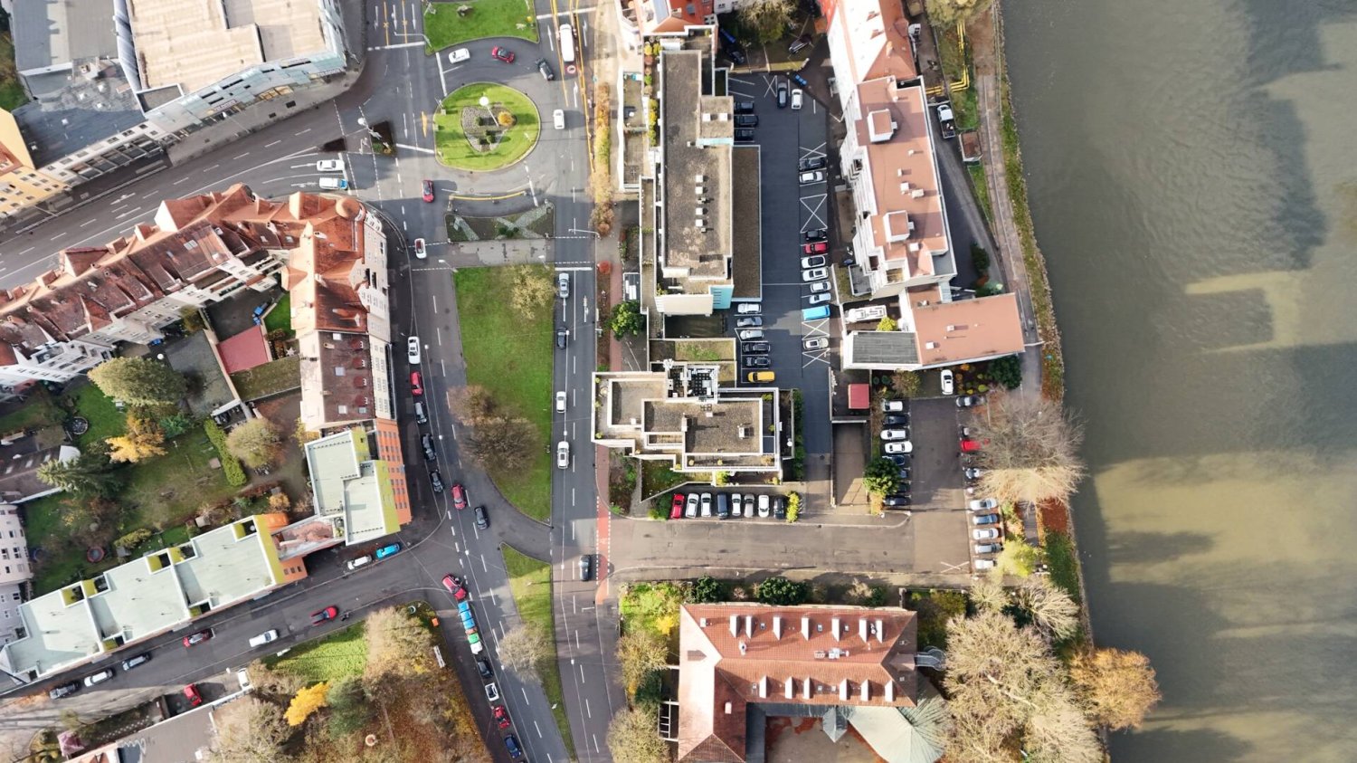 2 chambres Appartement à Neu-Ulm, Germany No. 52699