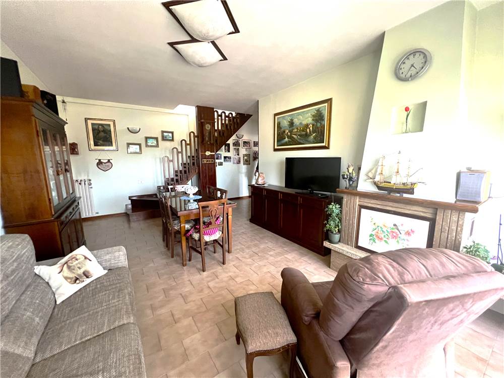 3 bedrooms Apartment in Civitanova Marche, Italy No. 363205