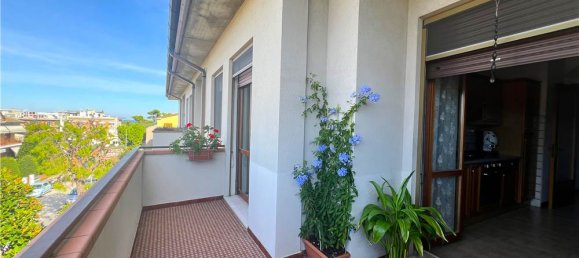 3 bedrooms Apartment in Civitanova Marche, Italy No. 363205 5
