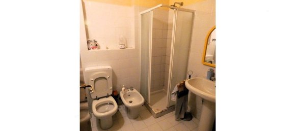 4 rooms House in Parma, Italy No. 101106 15