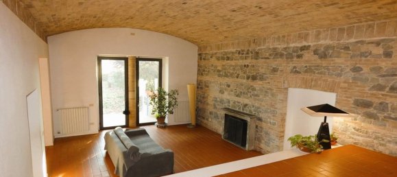 4 rooms House in Parma, Italy No. 101106 33