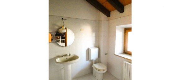 4 rooms House in Parma, Italy No. 101106 46