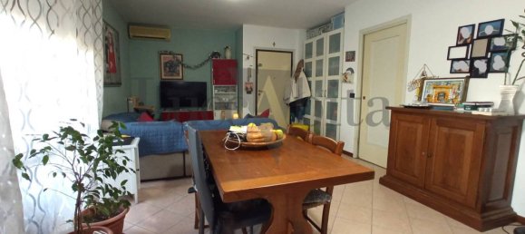 3 Schlafzimmer Wohnung in Capannori, Italy, Nr. 179199 5