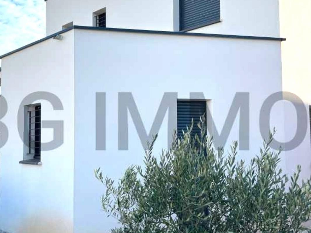 4 bedrooms Villa in Serignan, France No. 203306