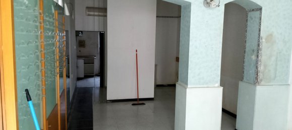 49m² Commercial property in Pescara, Italy No. 107833 3