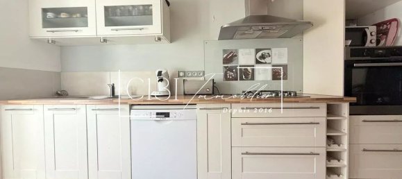 2 bedrooms Townhouse in La Fare-les-Oliviers, France No. 342396 12