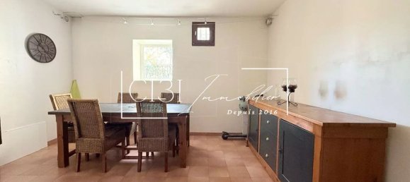 2 bedrooms Townhouse in La Fare-les-Oliviers, France No. 342396 11