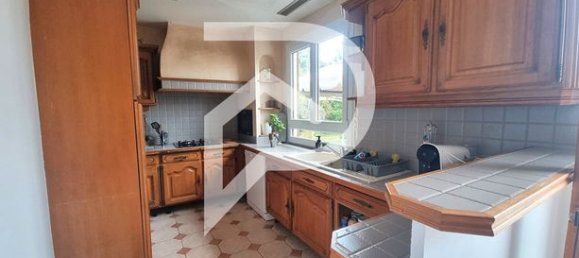 5 bedrooms House in Eure, France No. 362125 7