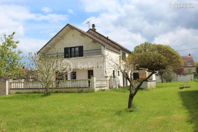 5 Schlafzimmer Haus in Yonne, France, Nr. 315778