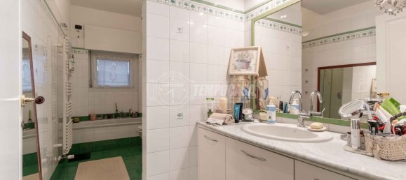 Apartamento T3 em Milan, Italy N.º 244864 6
