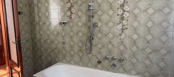 4-salle Appartement à Ailoche, Italy No. 71329 38