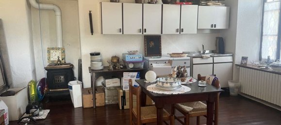 4-salle Appartement à Ailoche, Italy No. 71329 10