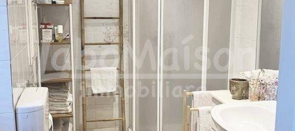 3 bedrooms Villa in Gavirate, Italy No. 237053 35