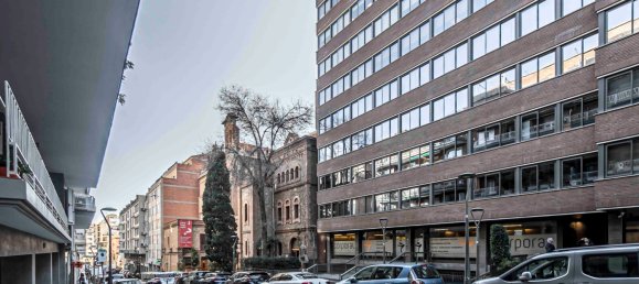 192m² Office in Barcelona, Spain No. 21013 31