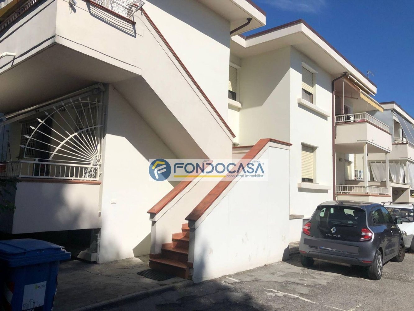 4 Schlafzimmer Wohnung in Massa, Italy, Nr. 358331