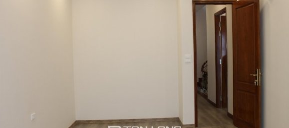 5 Schlafzimmer Villa in Long Bien, Vietnam, Nr. 933 15