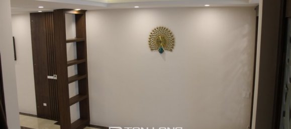 5 Schlafzimmer Villa in Long Bien, Vietnam, Nr. 933 2