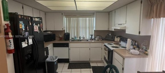 3 dormitorios villa en venta en Miami, Miami-Dade, Florida, USA № 614953 24