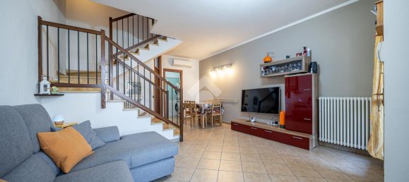 4 rooms House in Reggio Emilia, Italy No. 234240 4