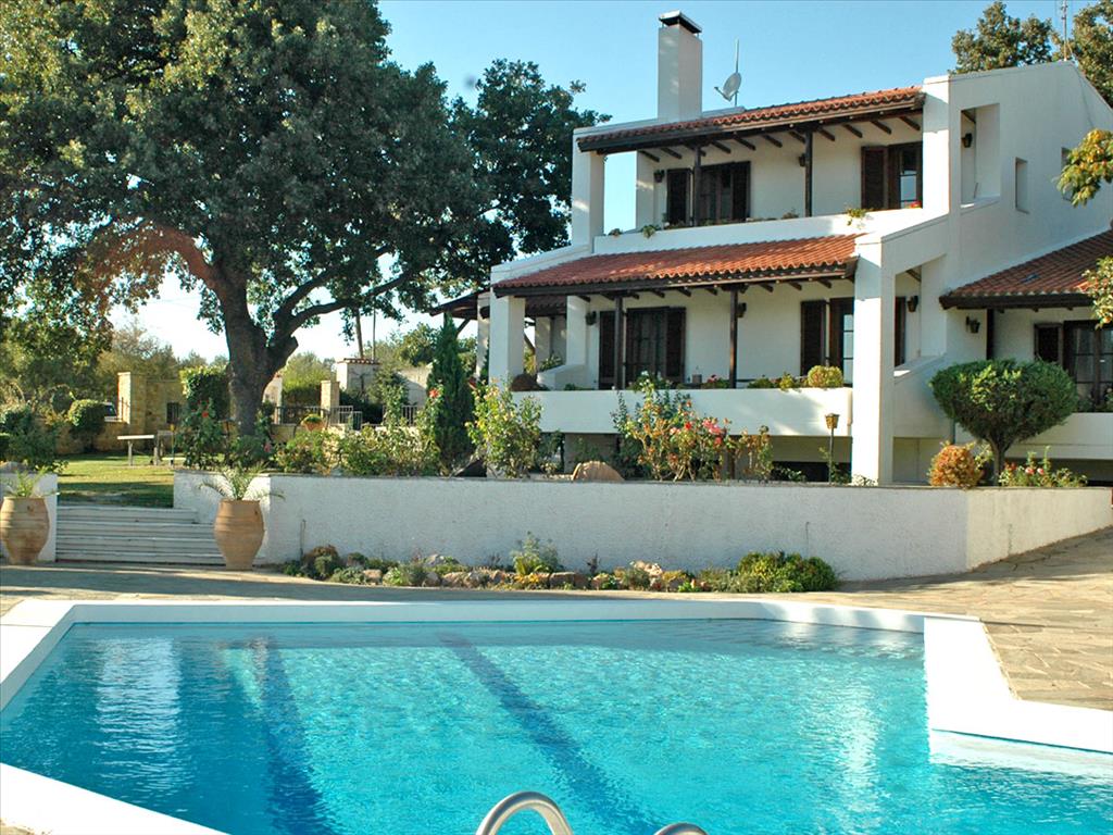 Propiedad de 5 dormitorios en Polydendri, Greece No. 6865