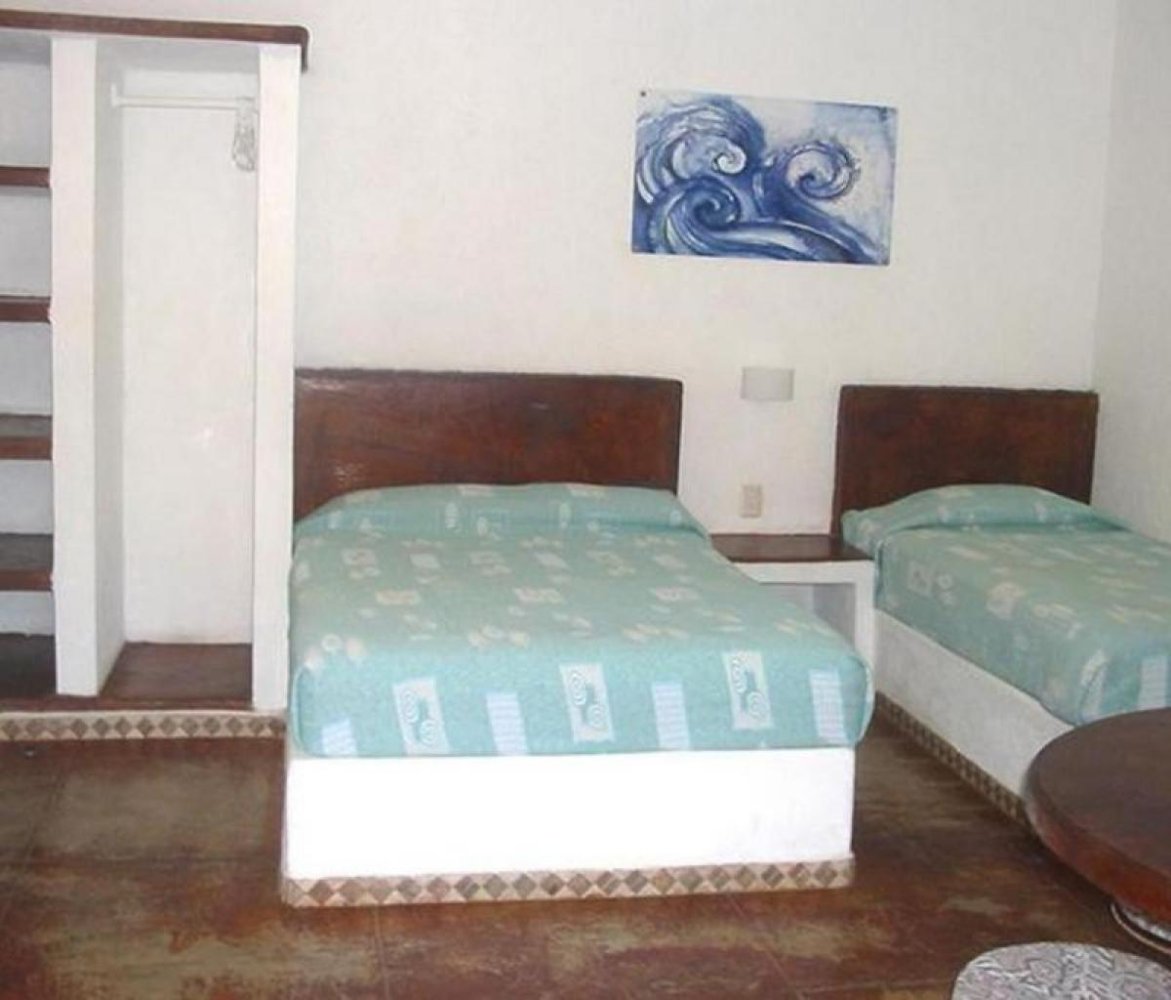 Здание с 8 спальнями в Герреро, Мексика № 199915