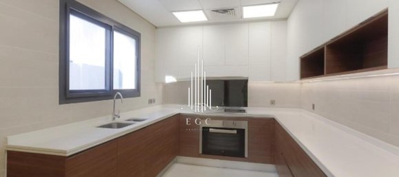 4 bedrooms Villa in Yas Island, UAE No. 41804 25