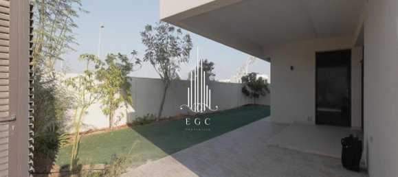 4 bedrooms Villa in Yas Island, UAE No. 41804 5