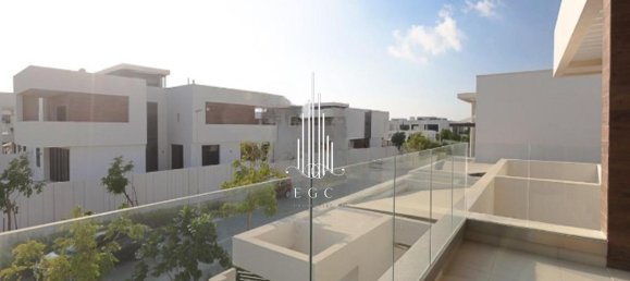 4 bedrooms Villa in Yas Island, UAE No. 41804 2