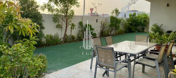 4 bedrooms Villa in Yas Island, UAE No. 41804 4