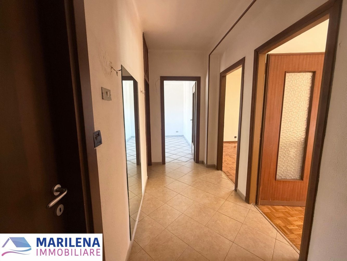 3 غرف نوم شقة في Aosta, Italy رقم 393345