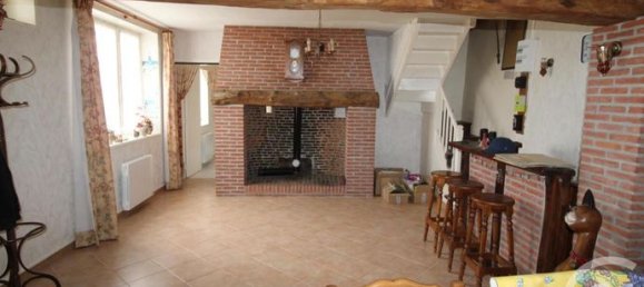 2 bedrooms House in Seine-Maritime, France No. 359922 2