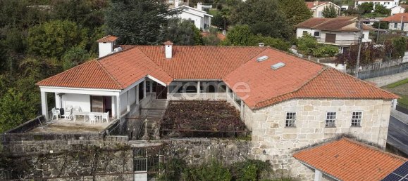 Casa de 8 dormitorios en Fafe, Portugal No. 13076 2