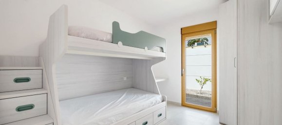 Casa de 4 dormitorios en Torrevieja, Spain No. 183670 22