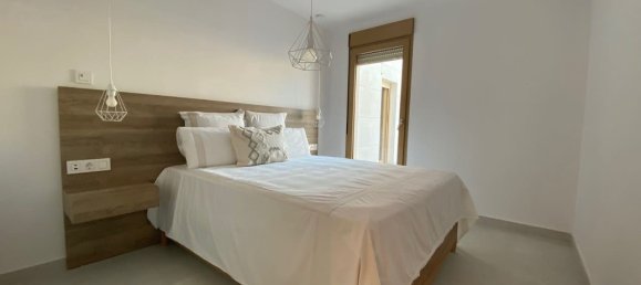 Casa de 4 dormitorios en Torrevieja, Spain No. 183670 43