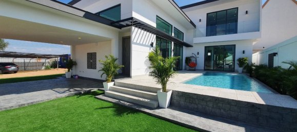 3 chambres Villa à Pattaya, Thailand No. 33582 2