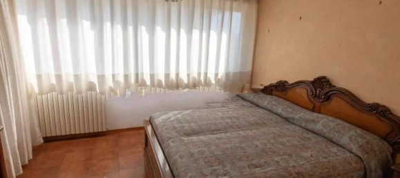 7 rooms House in Luni, Italy No. 99191 2