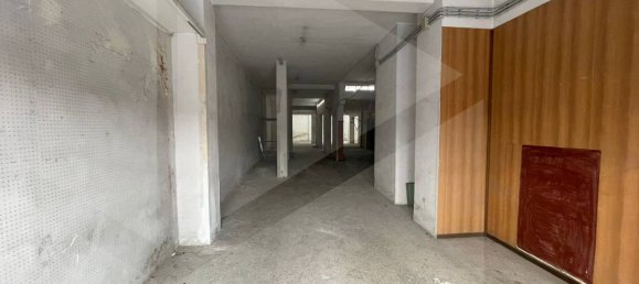 Propiedad comercial de 1 habitación en Bari, Italy No. 22260 3